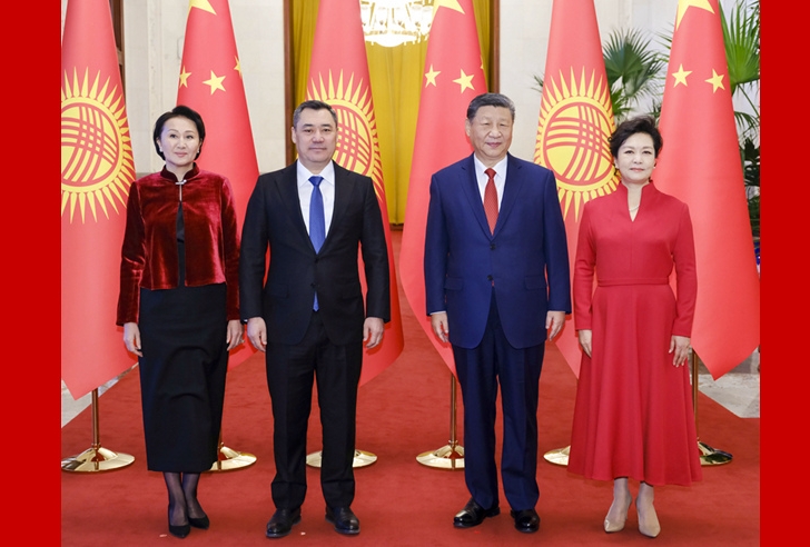 成功登顶积
